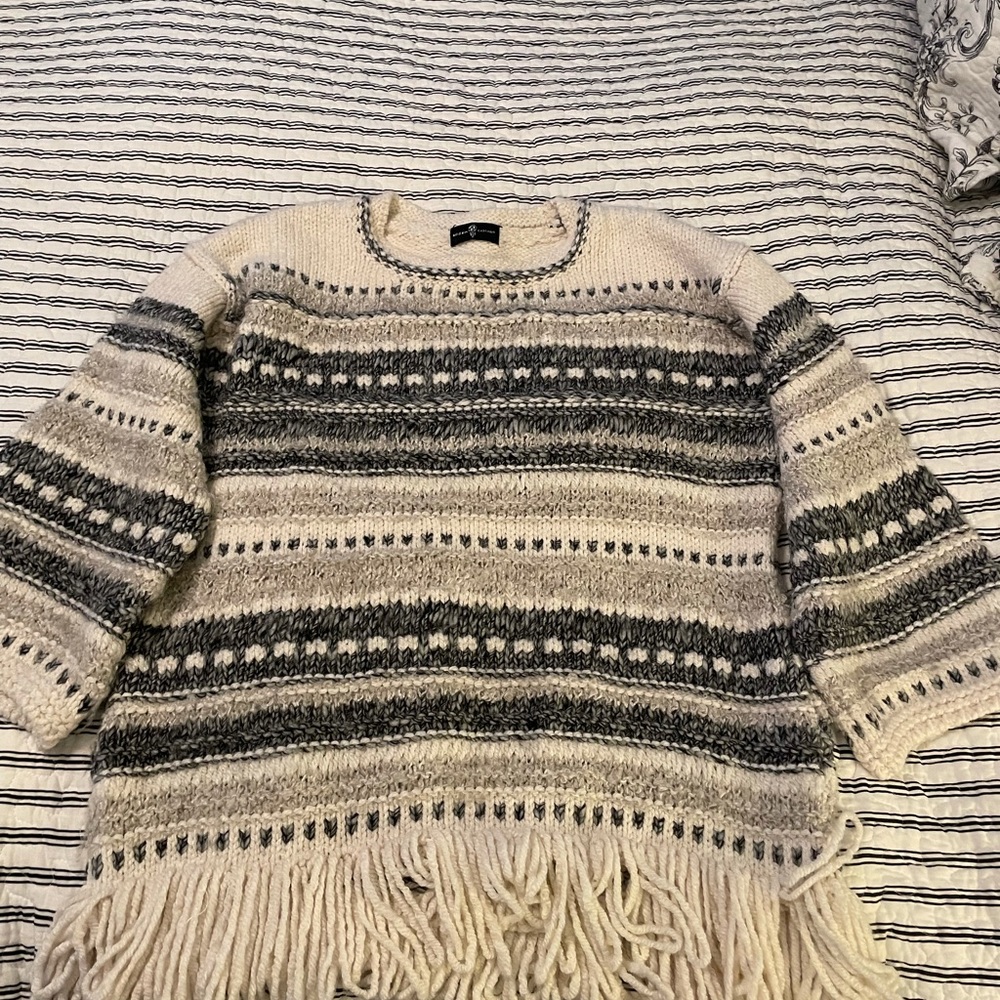 Textured knit sweater